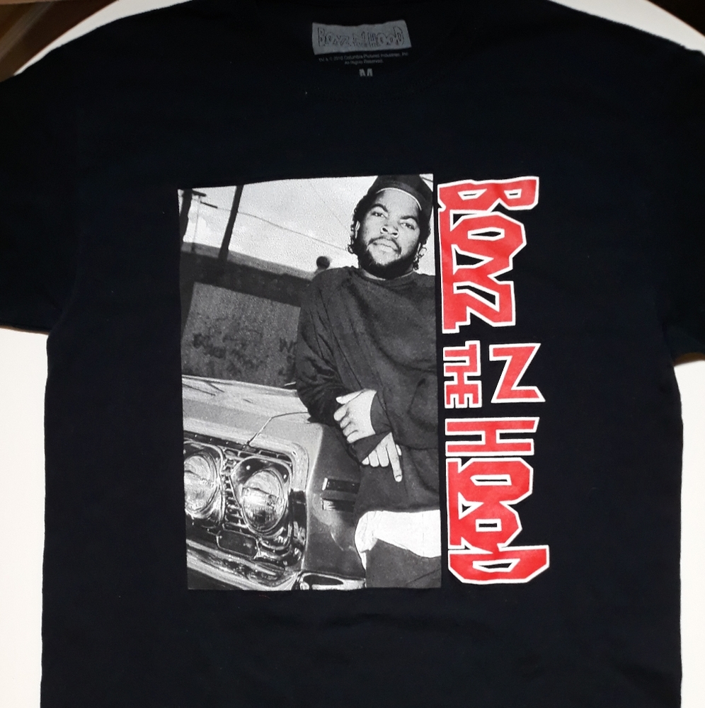 Medium Boys in the hood tshirt